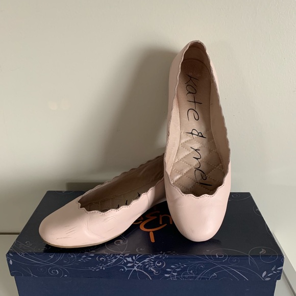 🖤2/$15 Kate & Mel Ballet Flats - Picture 2 of 6
